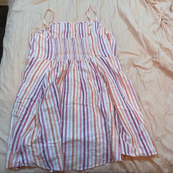 Old navy stripped short summer dress - Picture 2 of 4